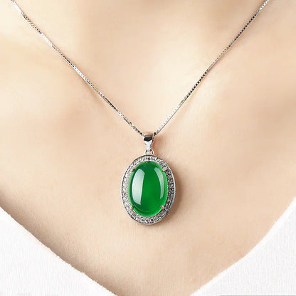 Natural Green Agate Silver Necklace with Gemstone Pendant