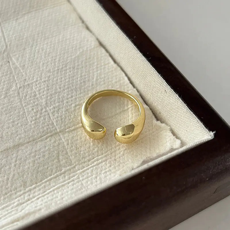 Minimalist Smooth Opening Fashion Ring for Women