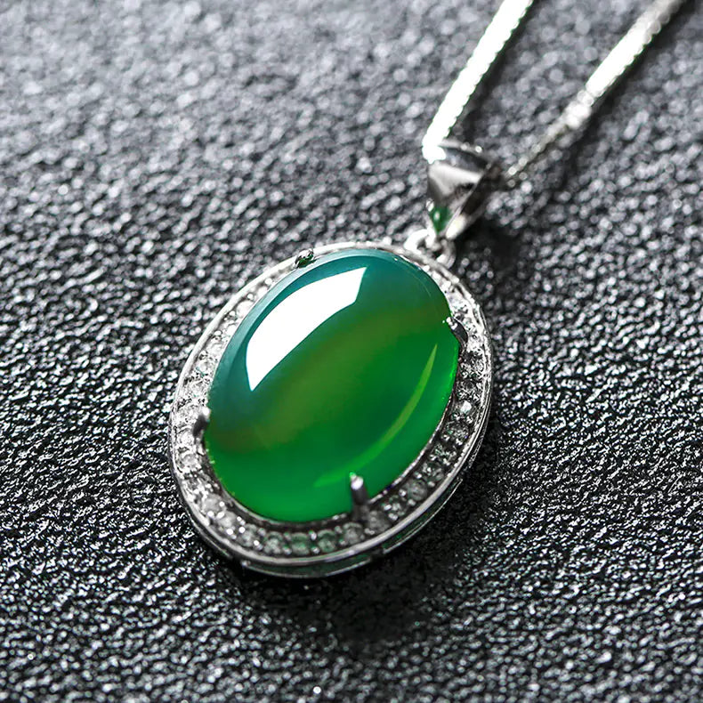 Natural Green Agate Silver Necklace with Gemstone Pendant
