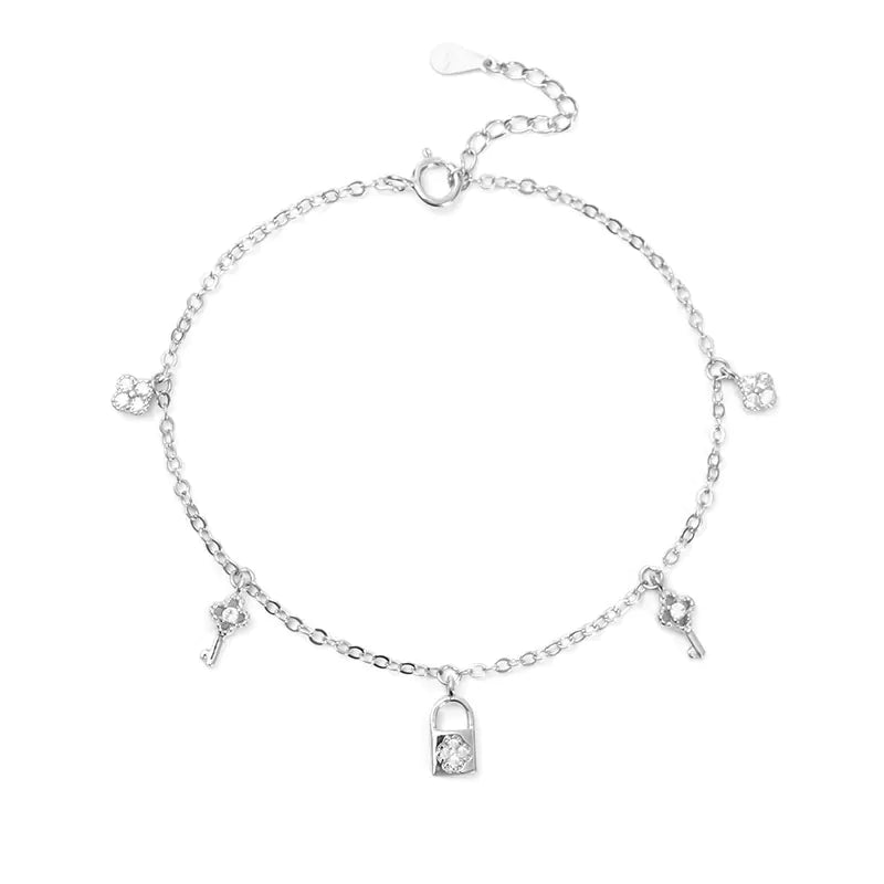 925 Silver Bracelet with Diamond Inlay and Key Design