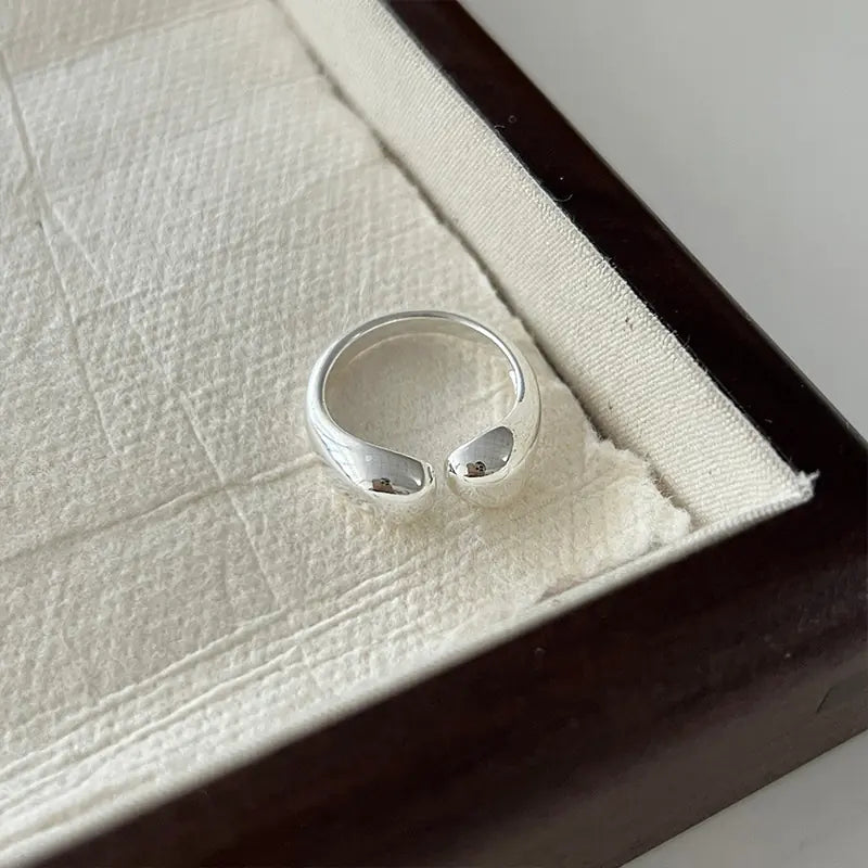 Minimalist Smooth Opening Fashion Ring for Women