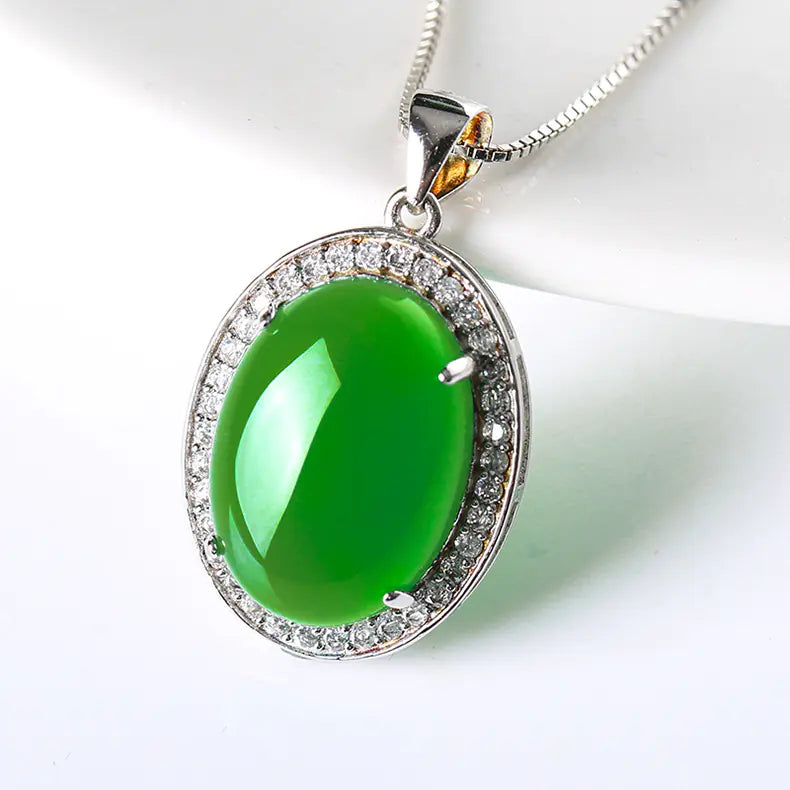 Natural Green Agate Silver Necklace with Gemstone Pendant