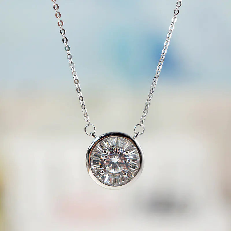 Silver Zircon Circle Pendant Necklace - Adjustable Choker Necklace for Women | Elegant Crystal Jewelry
