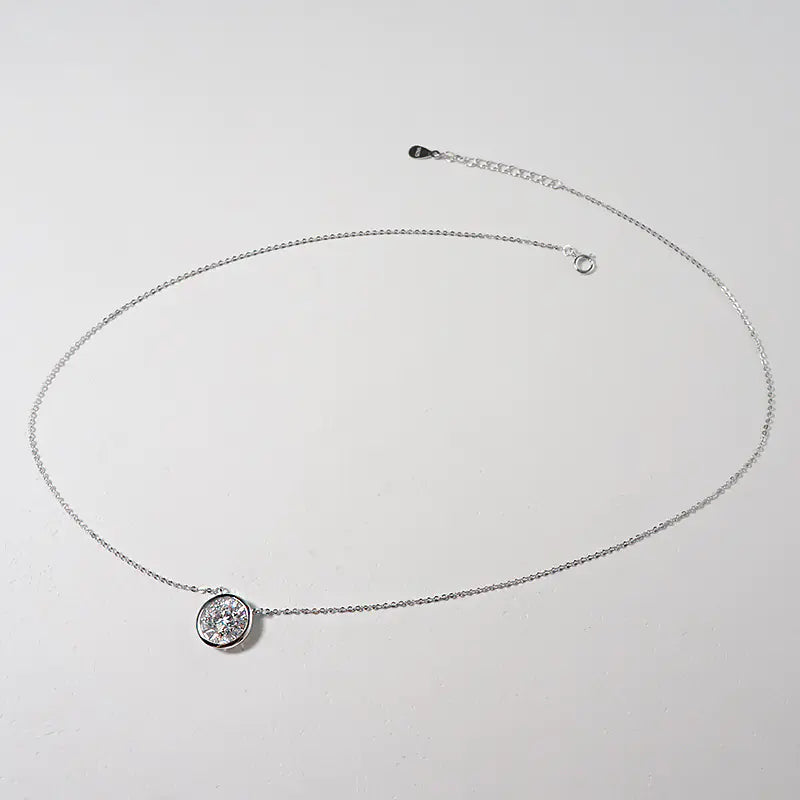 Silver Zircon Circle Pendant Necklace - Adjustable Choker Necklace for Women | Elegant Crystal Jewelry
