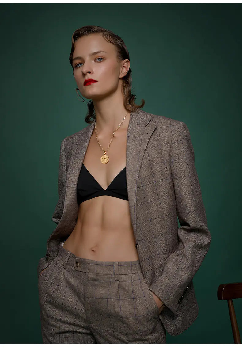 Gold Zodiac Necklace with Custom Engraved Coin Pendant | 12 Zodiac Signs